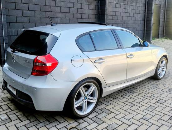 BMW 130i 3.0 SPORT HATCH 24V GASOLINA 4P AUTOMÁTICO BMW 130i 3.0 SPORT HATCH 24V GASOLINA 4P AUTOMÁTICO